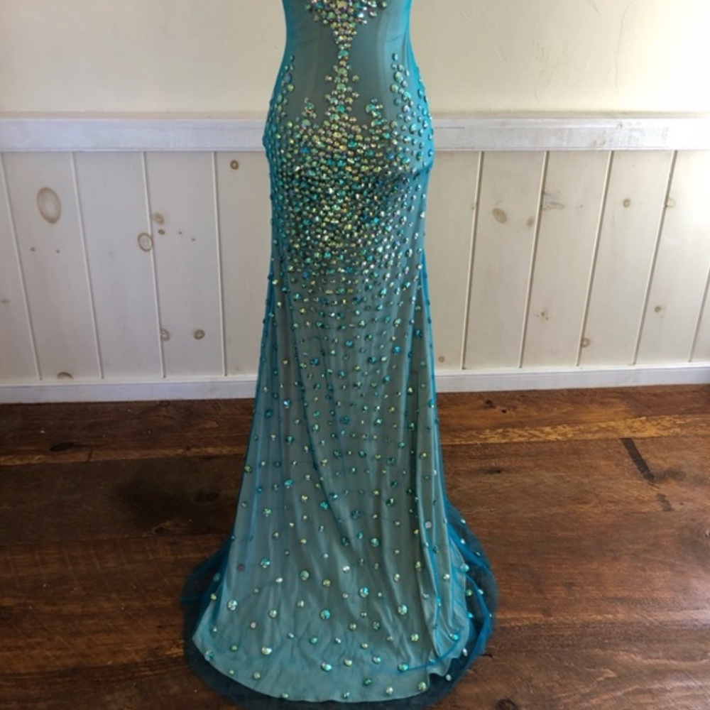 Renaissance Collection Turquoise Crystal Gown Size 6 Pageant Prom - Picture 3 of 4